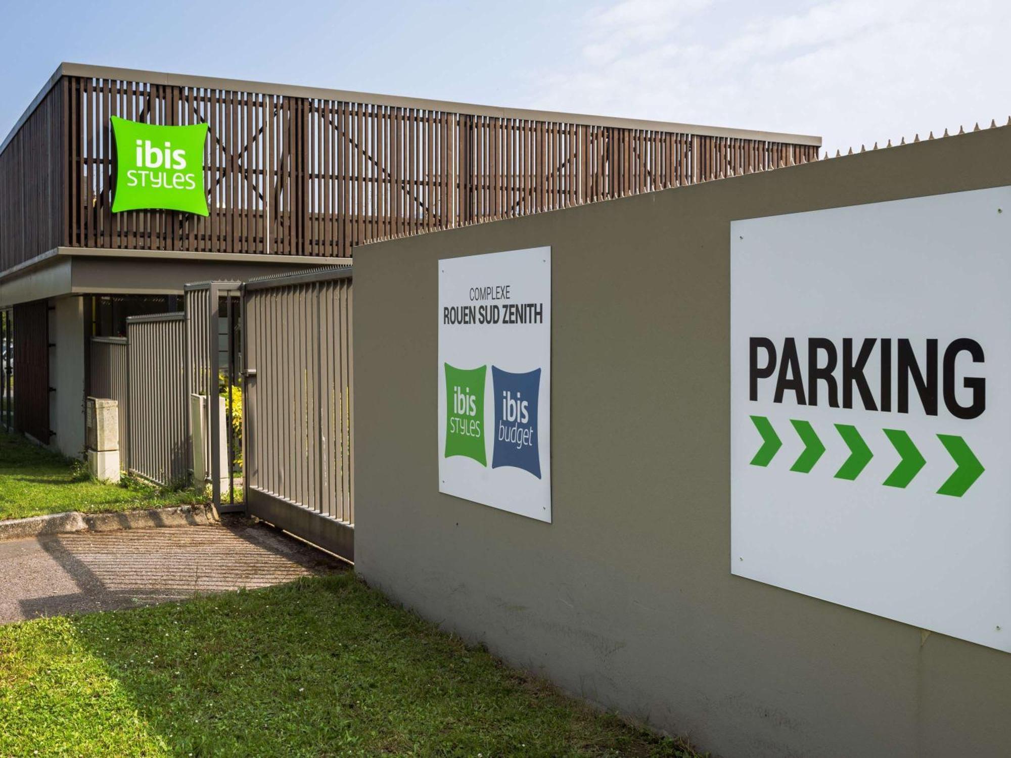 Ibis Budget Rouen Parc Des Expos Zenith Saint-Etienne-du-Rouvray Bagian luar foto