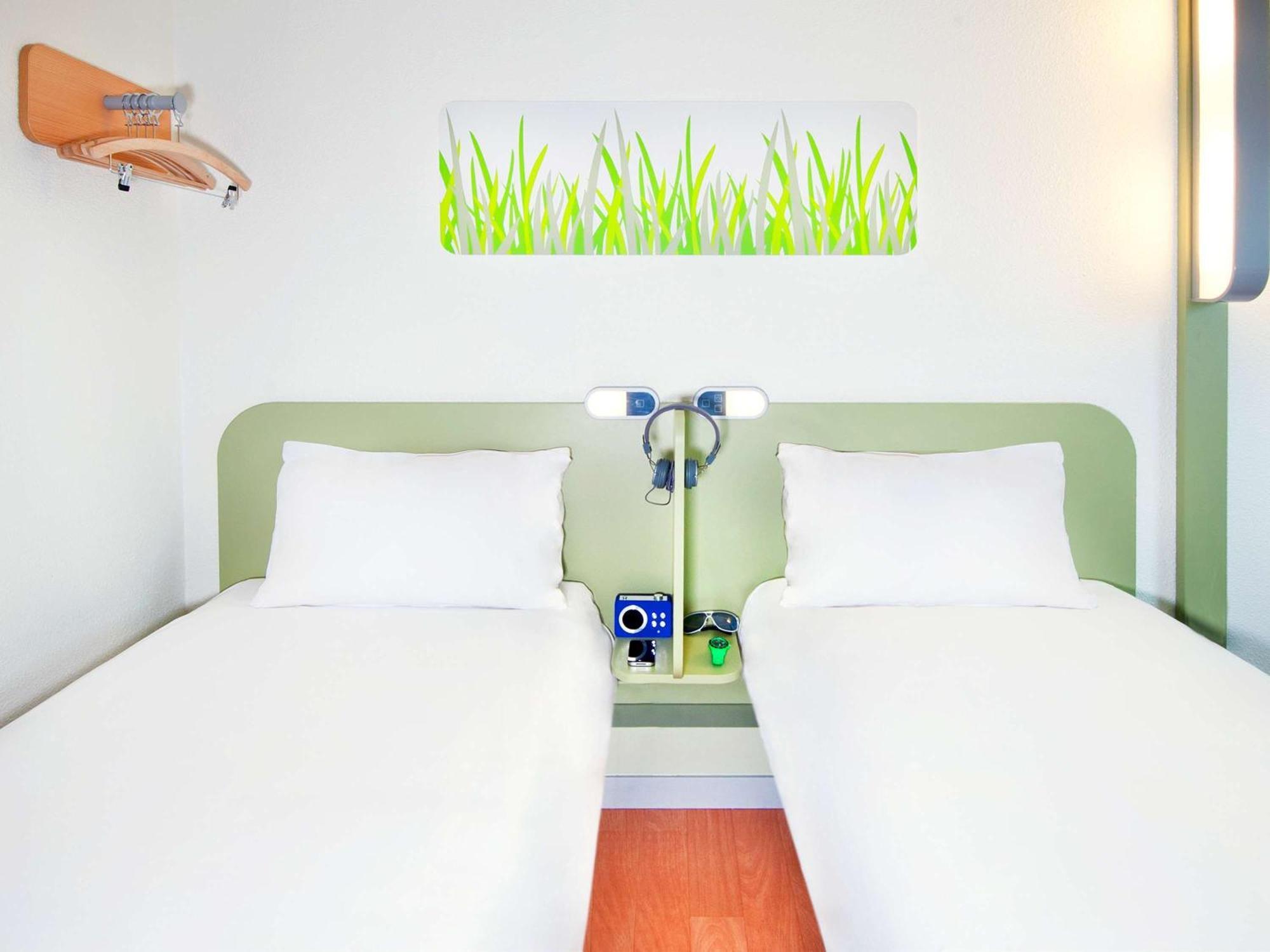 Ibis Budget Rouen Parc Des Expos Zenith Saint-Etienne-du-Rouvray Bagian luar foto